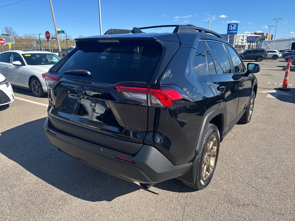 Used 2023 Toyota RAV4 AWD Hybrid image 7