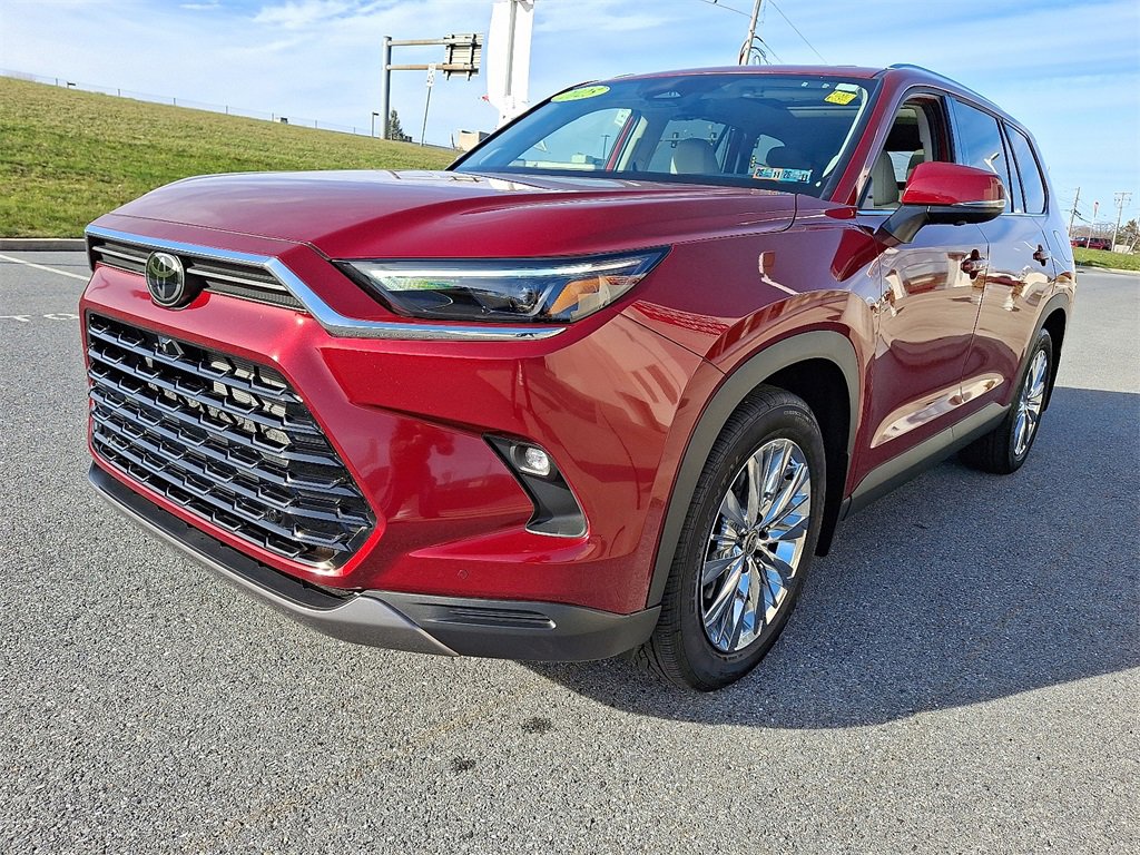 Certified 2025 Toyota Grand Highlander AWD image 4