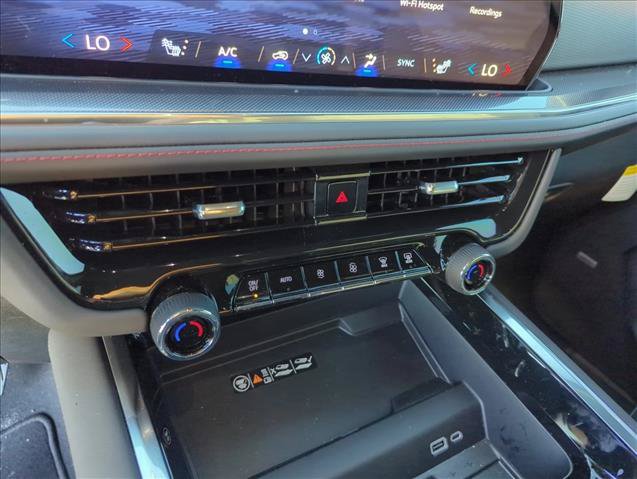 Used 2026 Chevrolet Suburban RST w/ Comfort Package RWD image 18