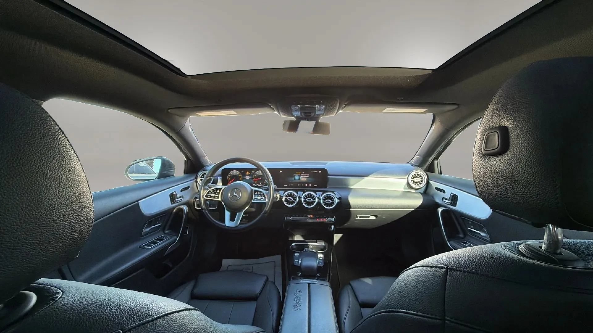 Used 2021 Mercedes-Benz A 220 4MATIC image 9