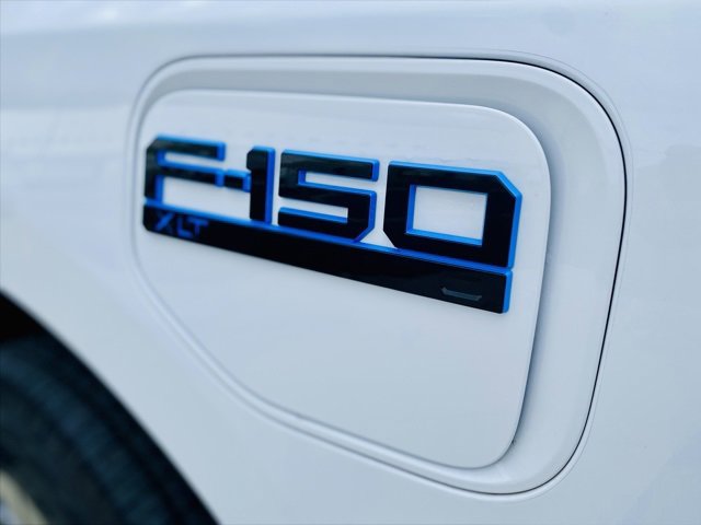 Used 2024 Ford F150 Lightning XLT image 10