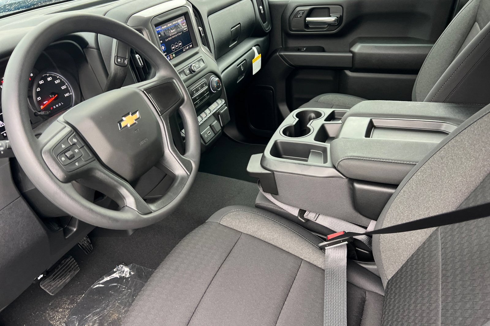 New 2026 Chevrolet Silverado 2500 Custom w/ Custom Value Package AWD/4WD image 7