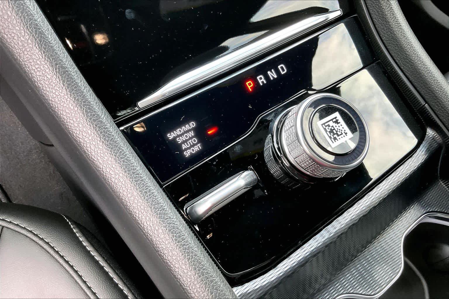 New 2026 Jeep Grand Cherokee Limited AWD/4WD image 15
