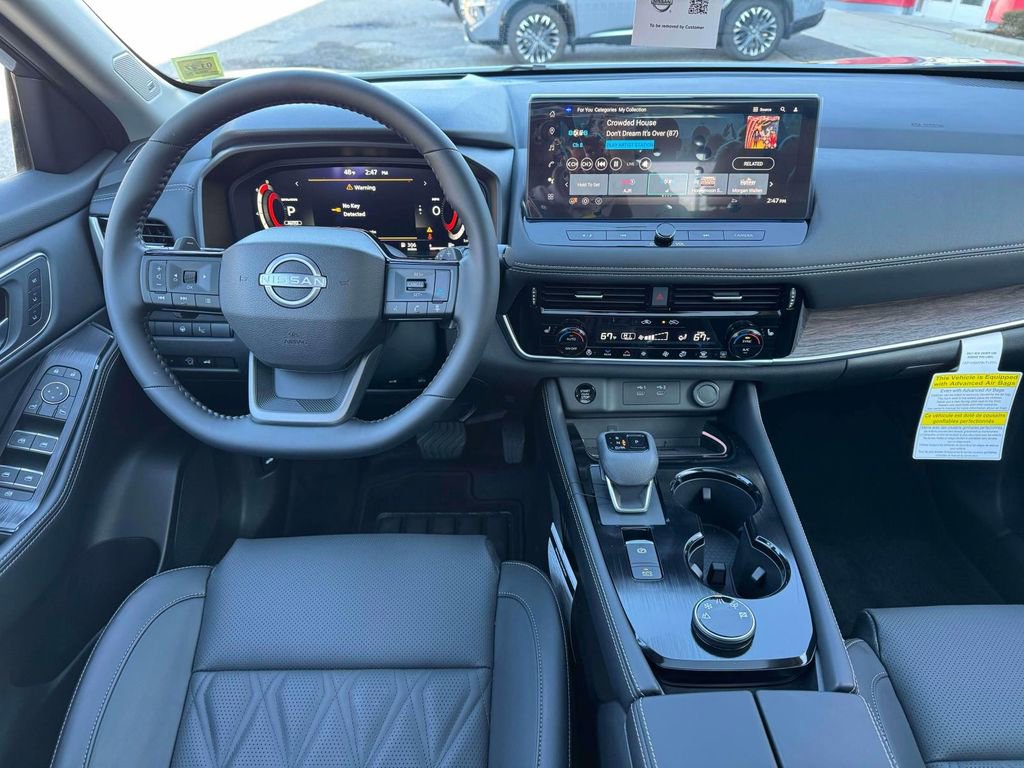 Certified 2026 Nissan Rogue Platinum w/ Platinum Premium Package image 18