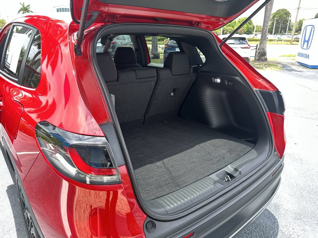 Used 2025 Honda HR-V Sport image 25