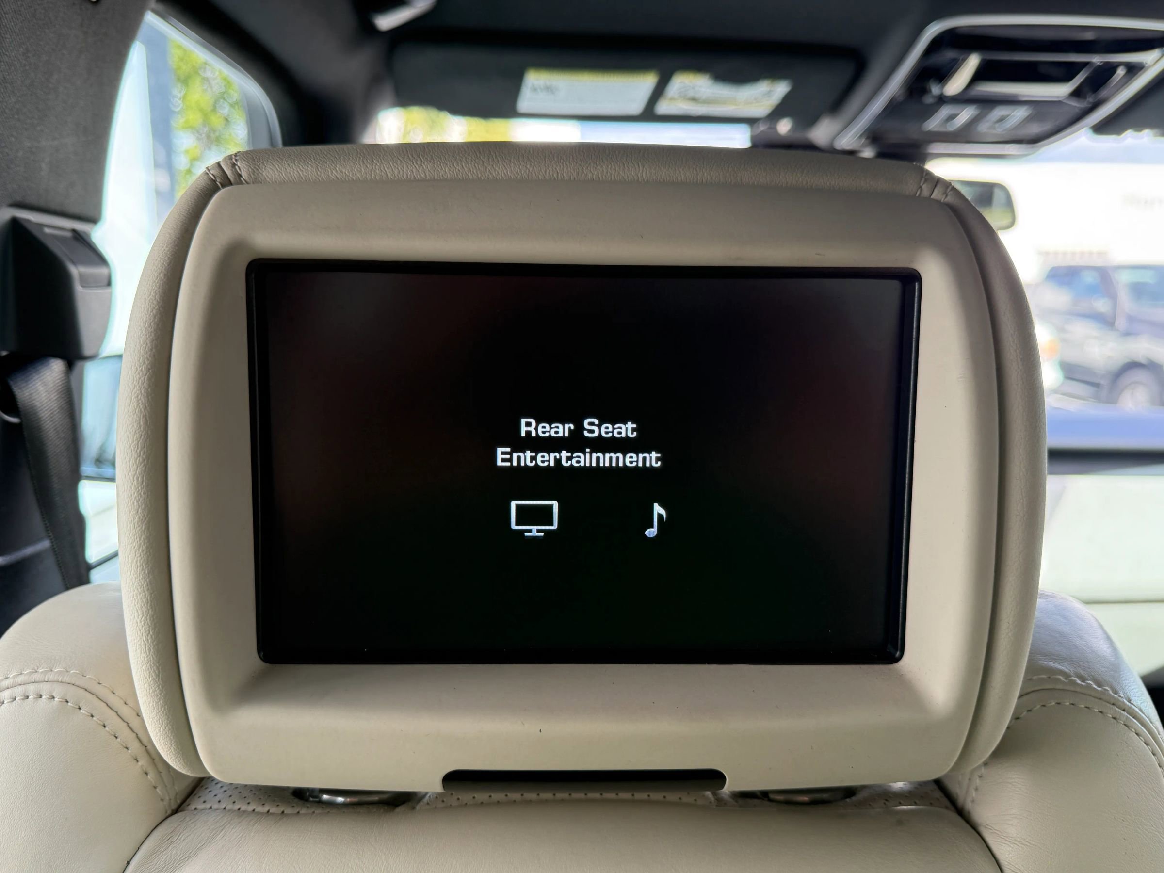 Used 2016 Land Rover Range Rover HSE image 32