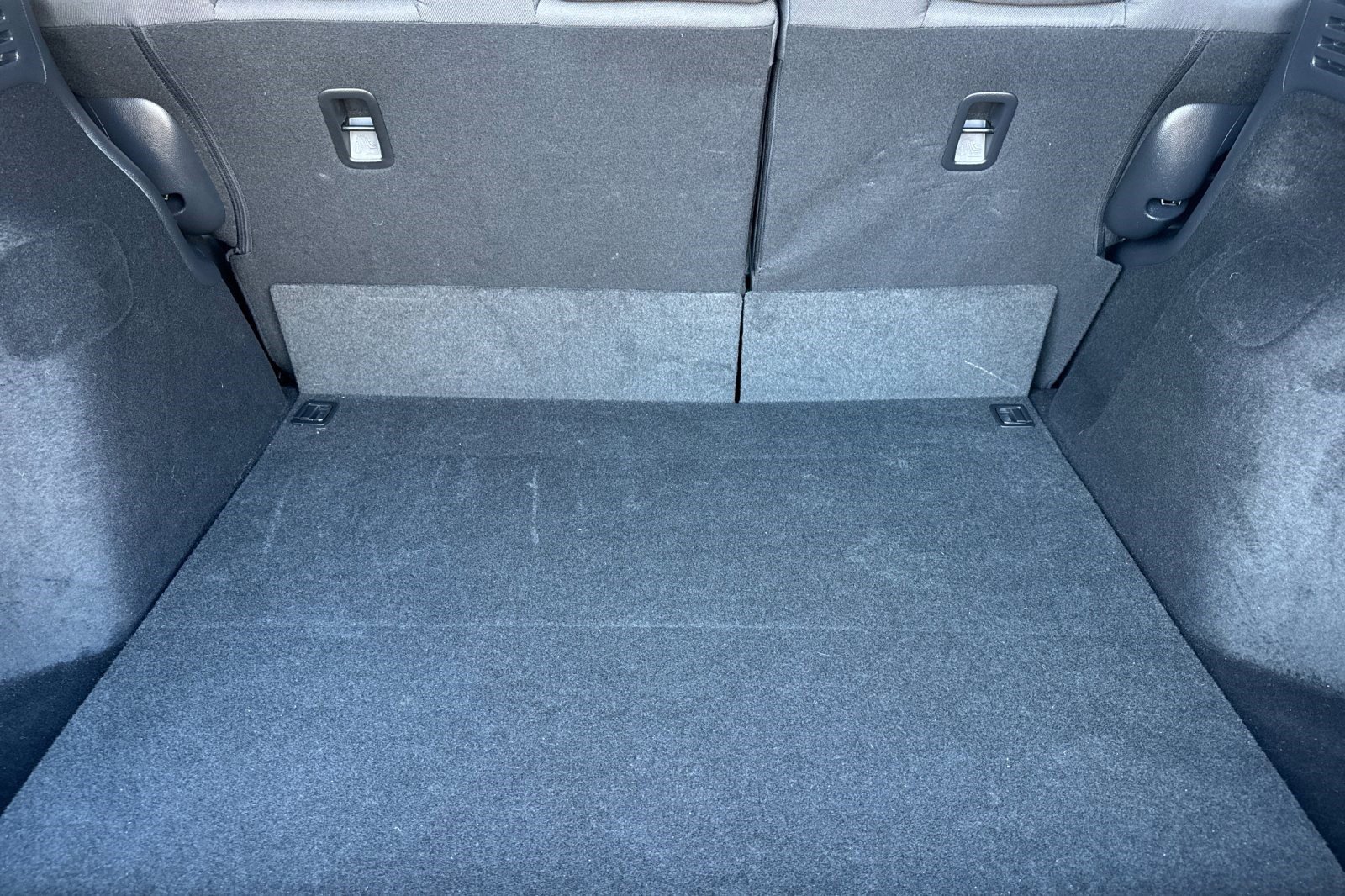 Used 2021 Honda HR-V LX image 32