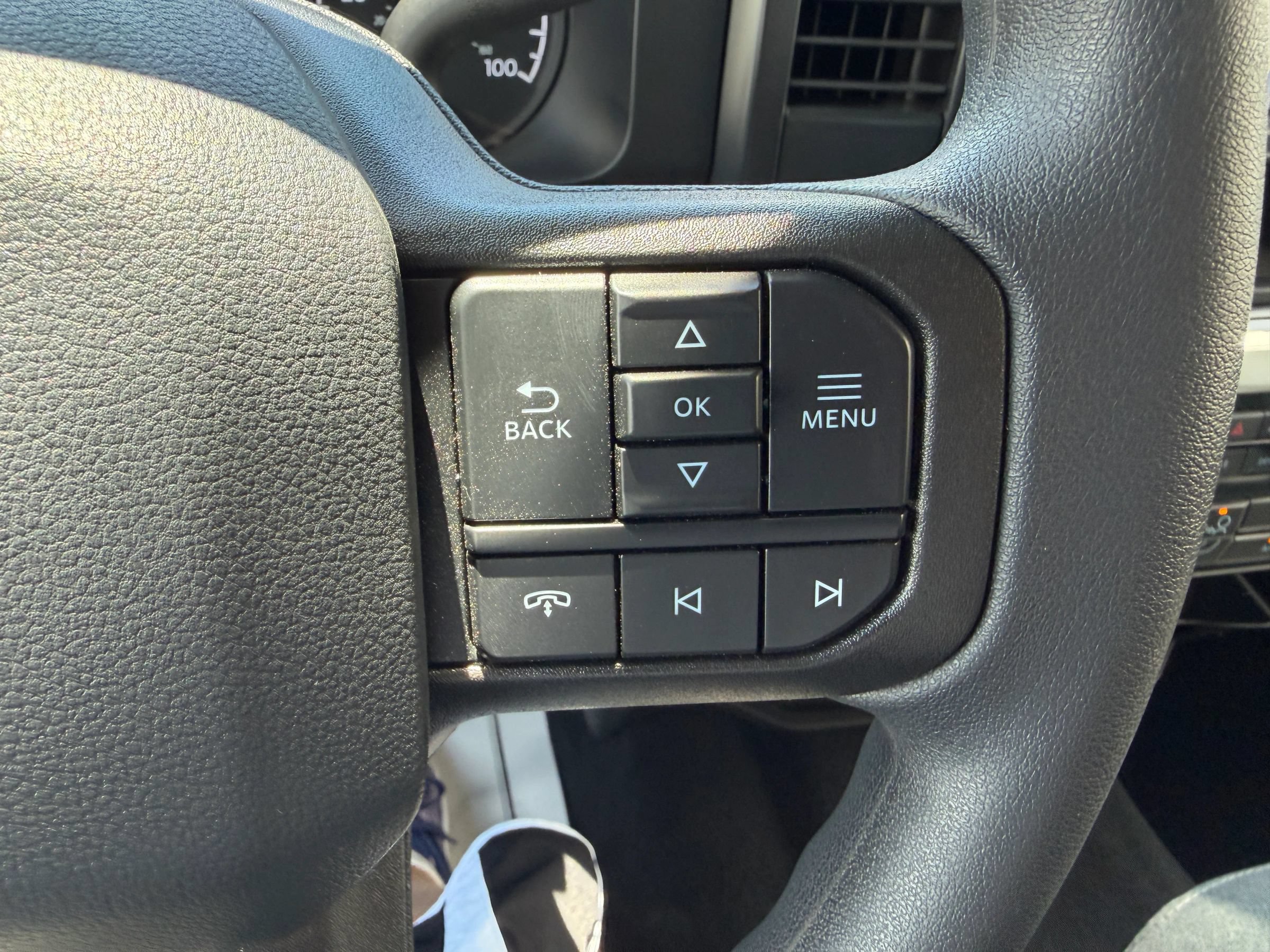 Used 2025 Ford F350 XLT AWD/4WD image 23
