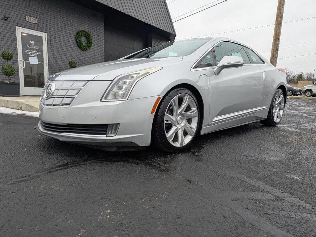 Used 2014 Cadillac ELR Base 2dr Coupe image 2