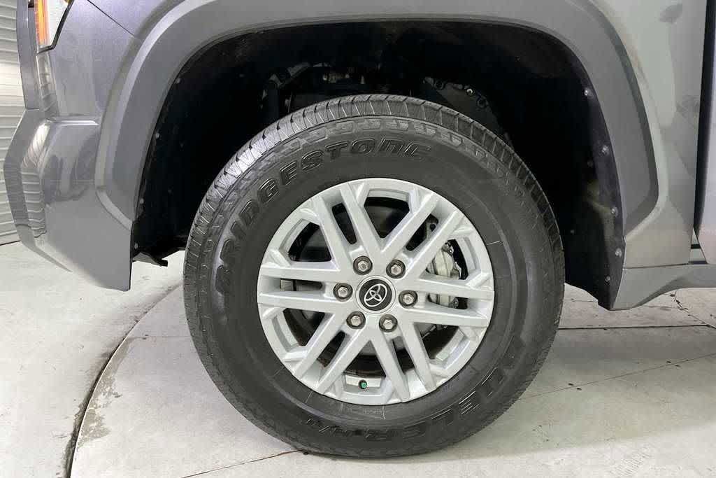 Used 2023 Toyota Tundra SR5 w/ SR5 Premium Package AWD/4WD image 18