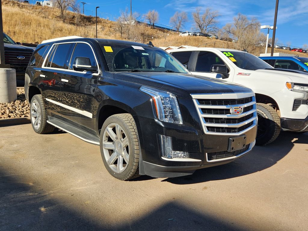 Used 2015 Cadillac Escalade Luxury image 11