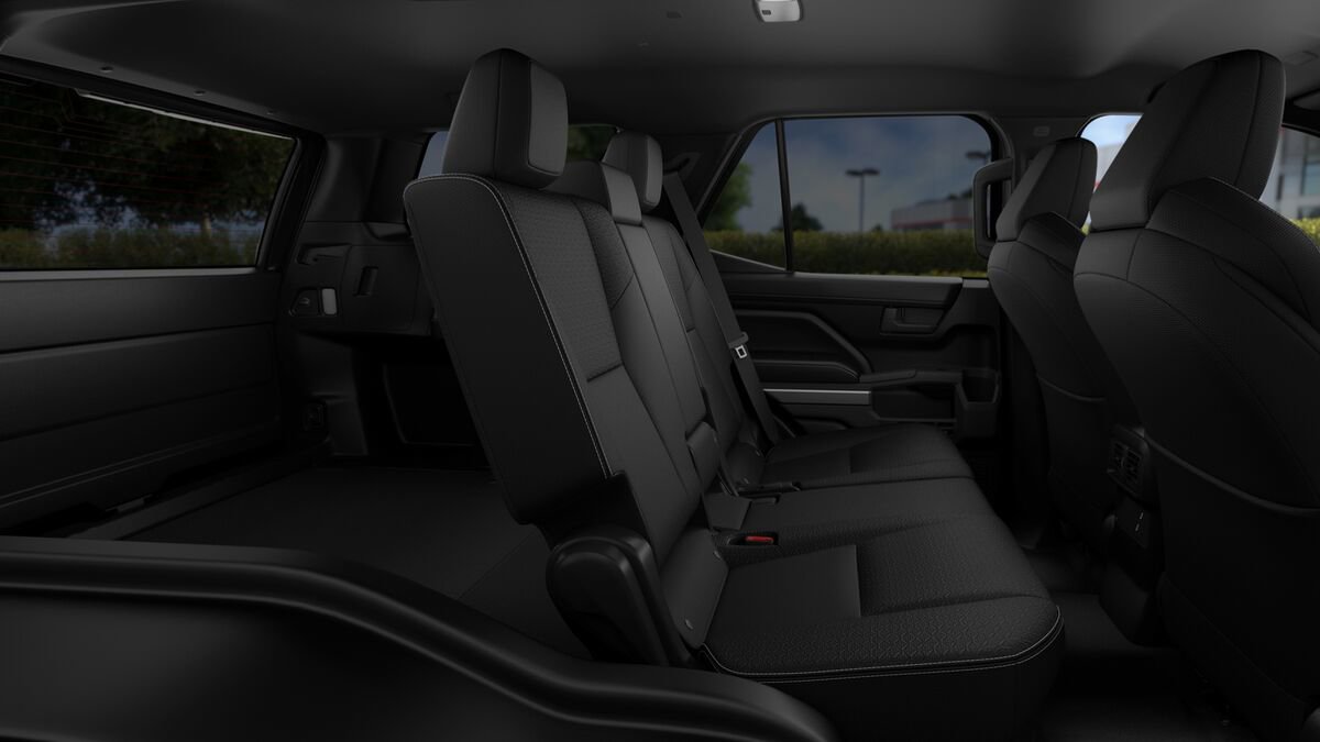 Used 2025 Toyota 4Runner SR5 image 21