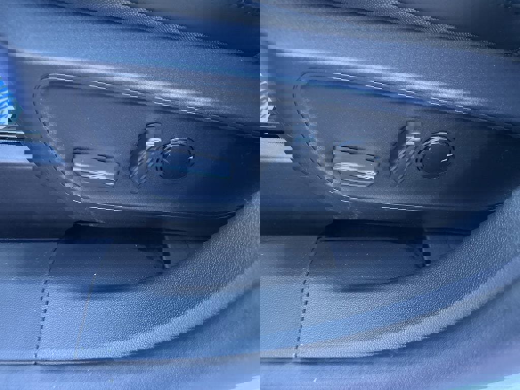 New 2026 Ford Escape ST-Line w/ Tech Pack #1 image 18