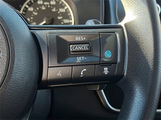 Used 2023 Nissan Rogue SV image 17