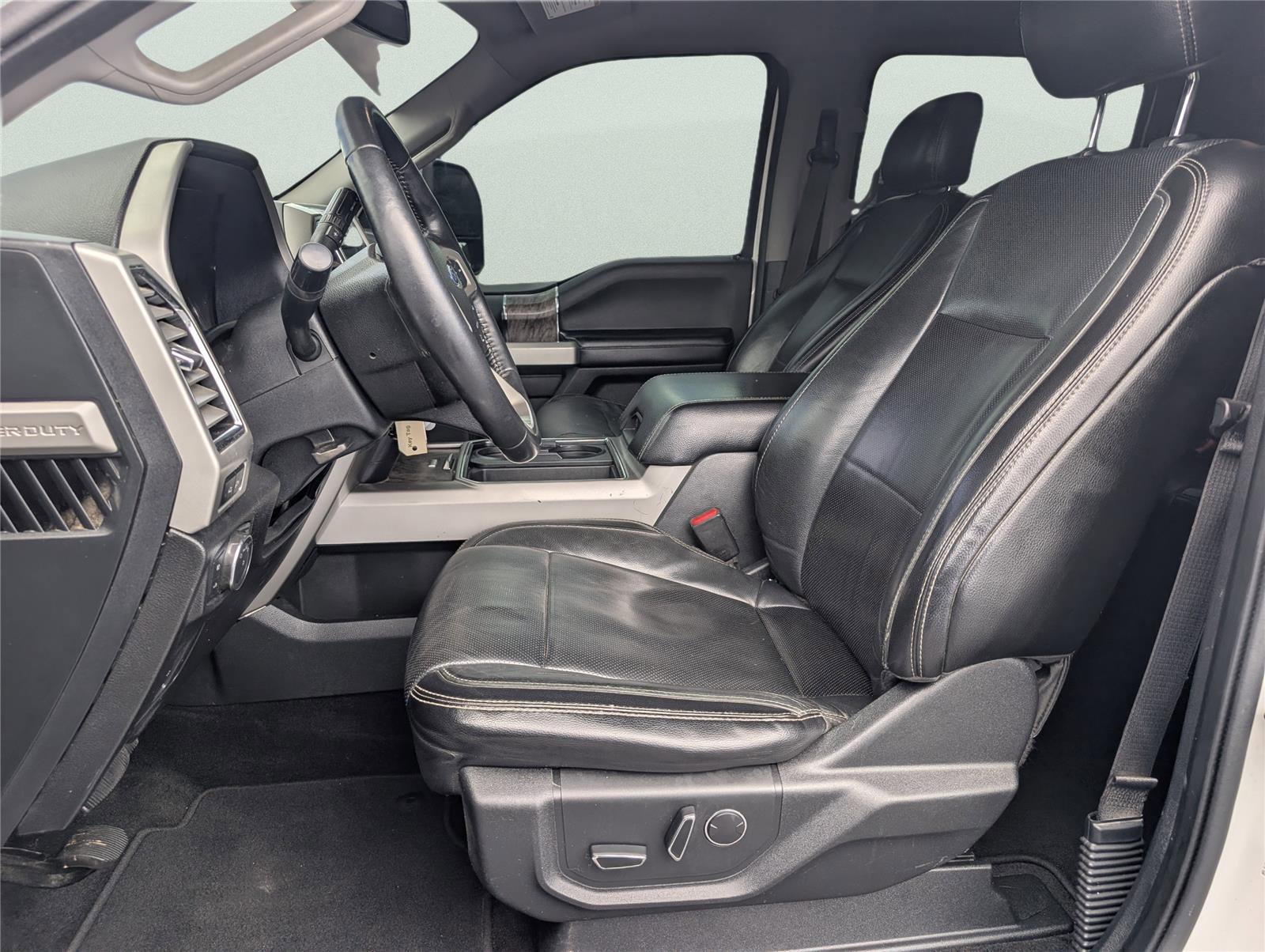 Used 2017 Ford F250 Lariat w/ Chrome Package AWD/4WD image 9