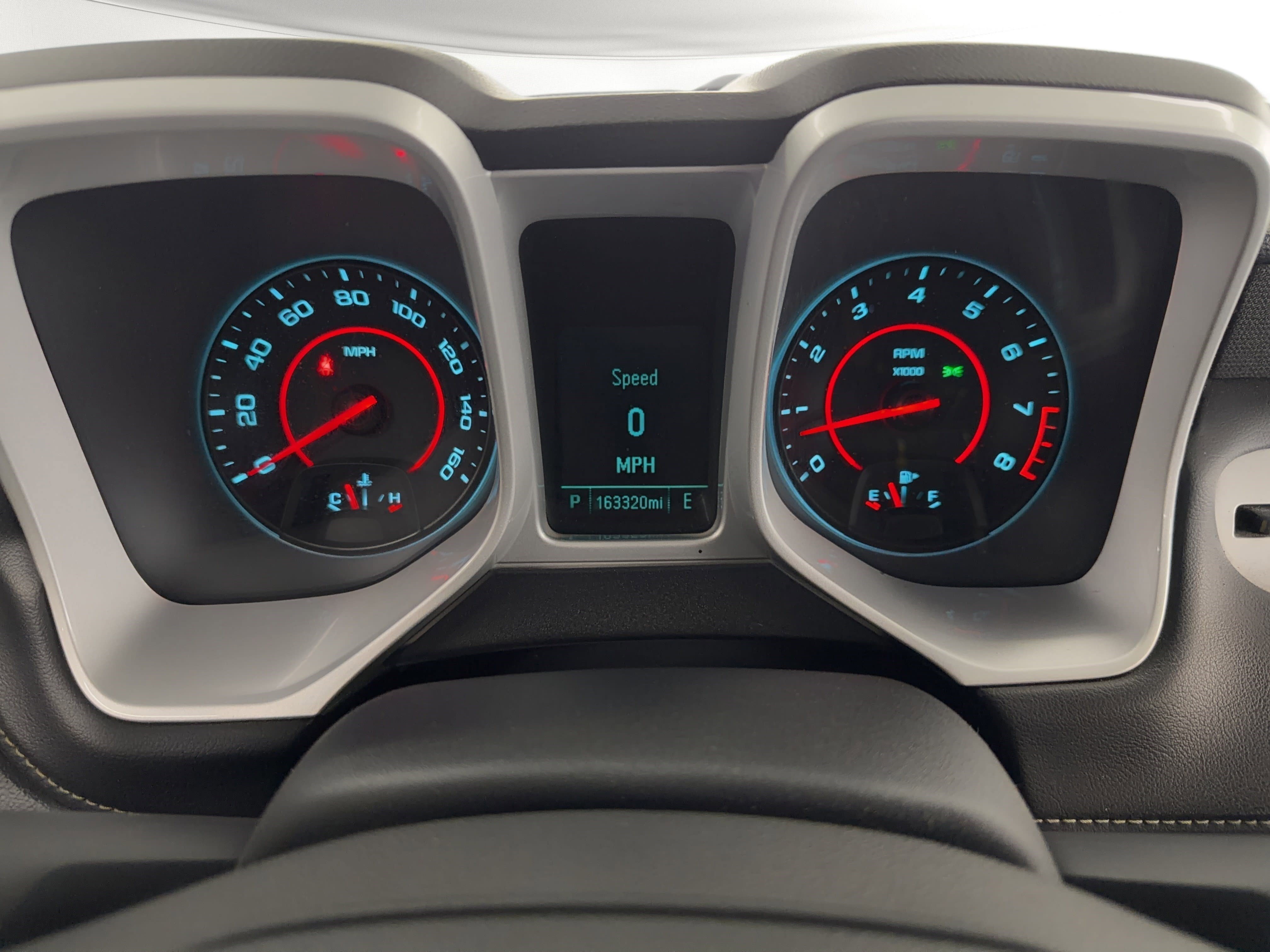 Used 2015 Chevrolet Camaro LT RWD image 25