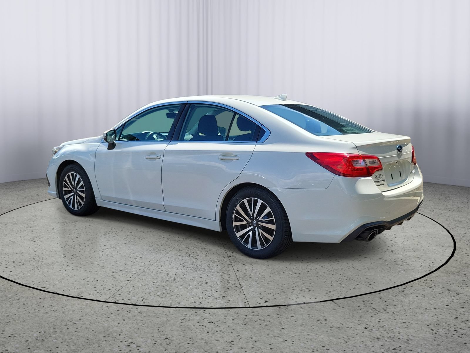 Used 2018 Subaru Legacy 2.5i Premium w/ Eyesight & BSD & Rcta & HBA AWD/4WD image 4