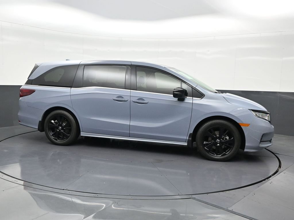 Used 2024 Honda Odyssey Sport image 6