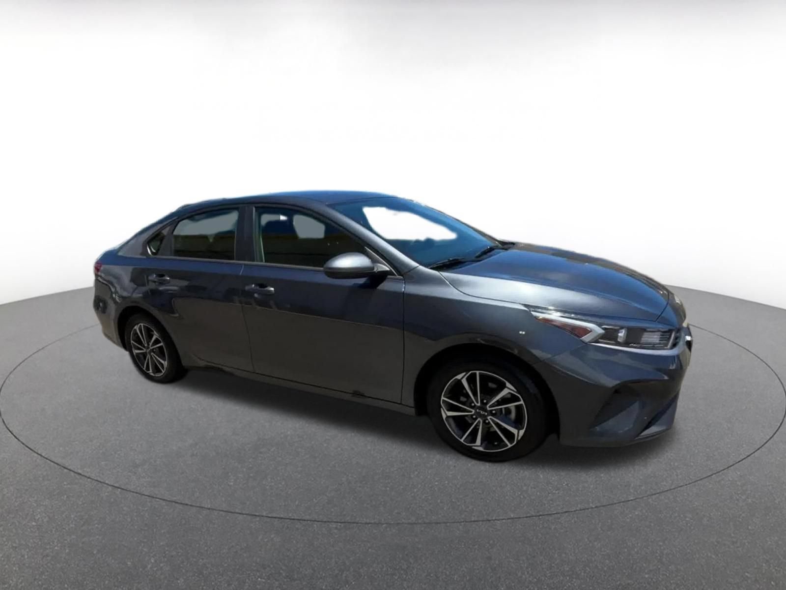 Used 2024 Kia Forte LXS FWD video 2