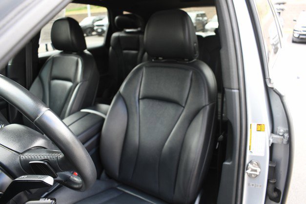 Used 2019 Audi Q7 3.0T Premium AWD/4WD image 17