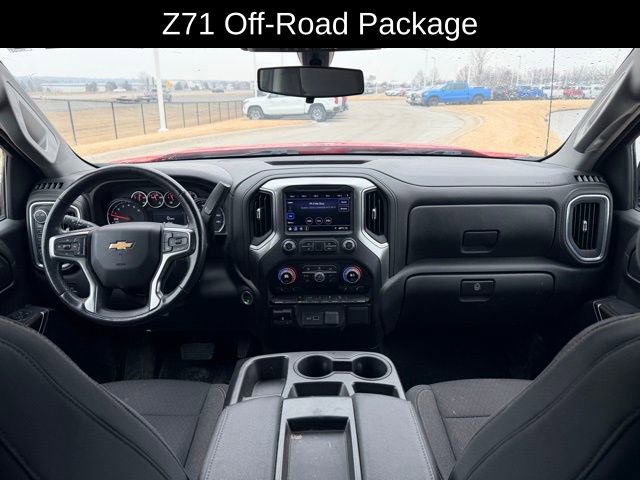 Used 2021 Chevrolet Silverado 1500 LT w/ Z71 Off-Road Package image 7