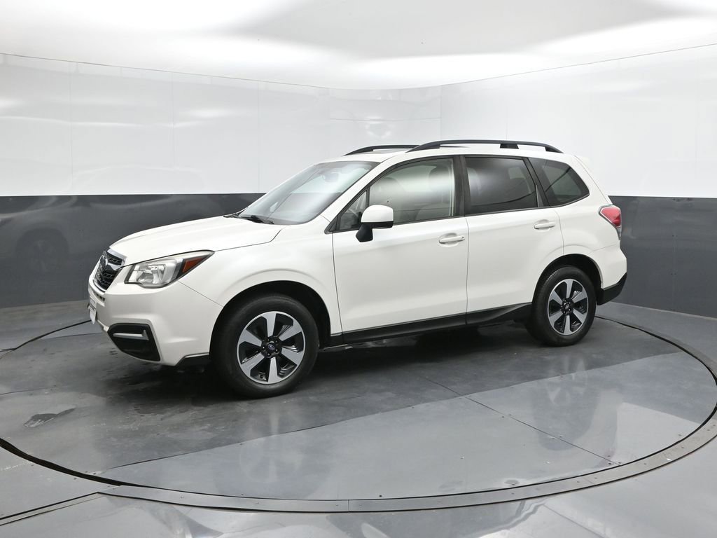 Used 2017 Subaru Forester 2.5i Premium AWD/4WD image 1