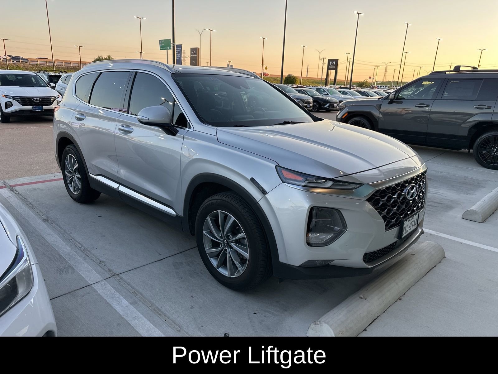 Used 2019 Hyundai Santa Fe Limited FWD image 5