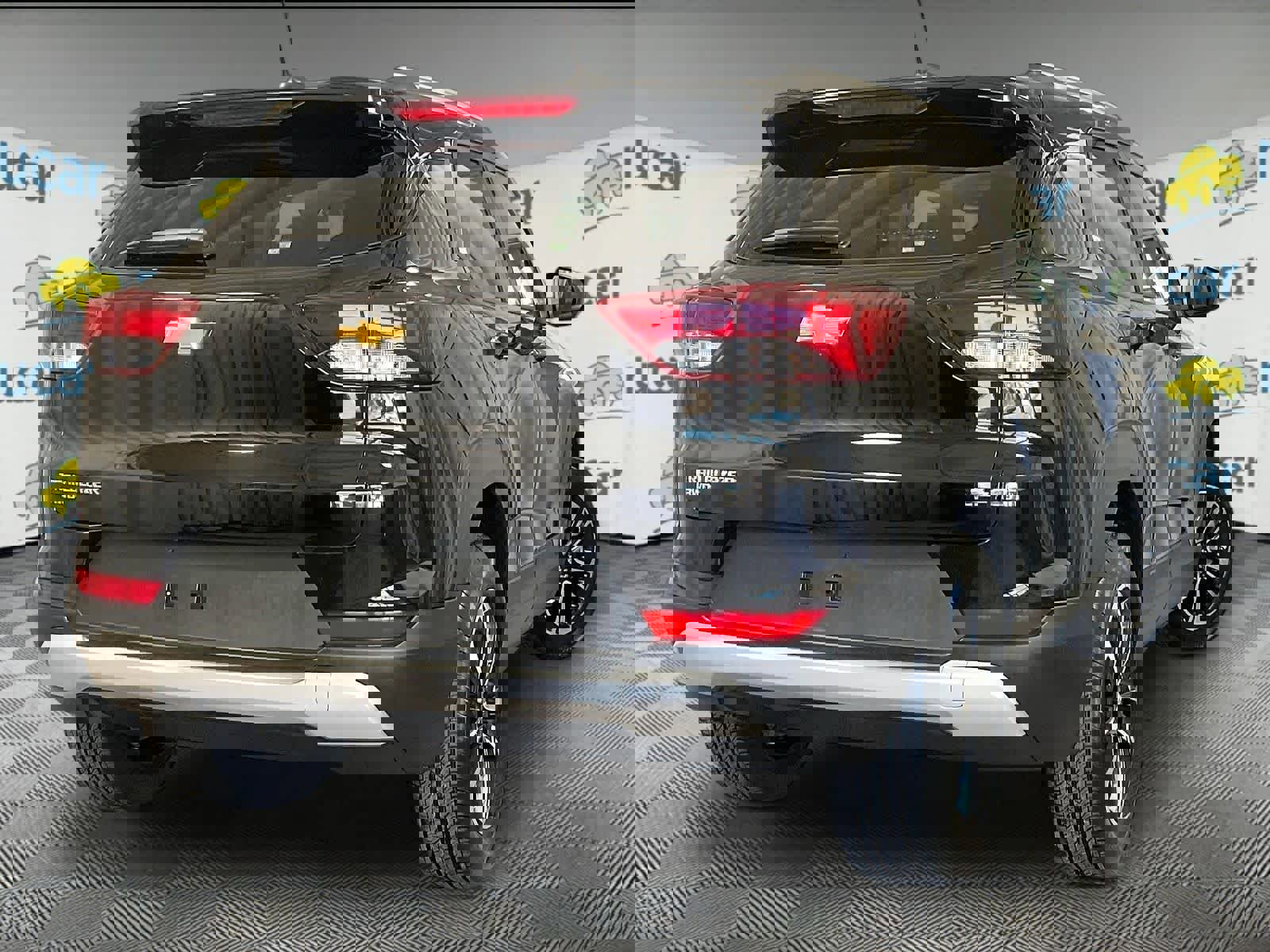 Used 2025 Chevrolet TrailBlazer LT AWD/4WD image 6