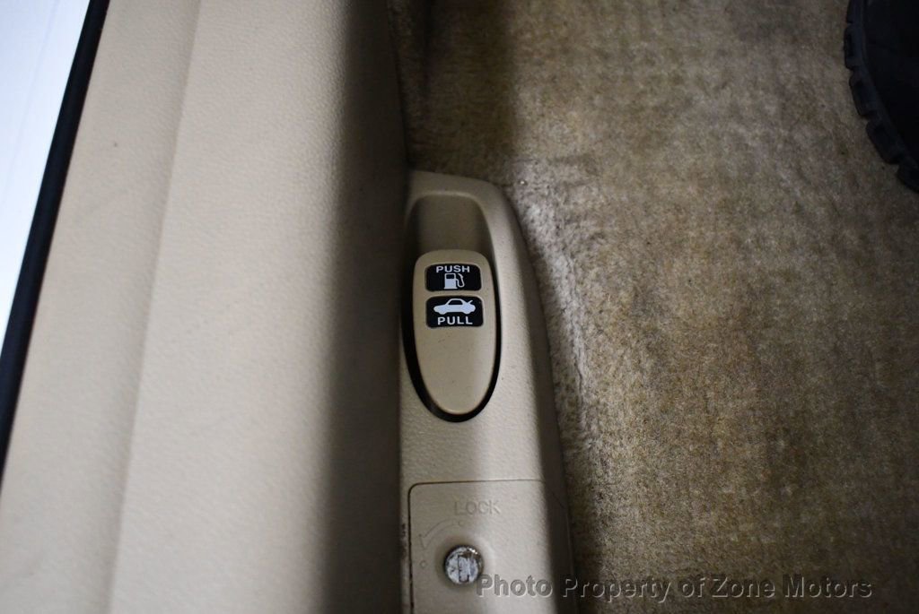 Used 2011 Honda Accord EX-L image 40