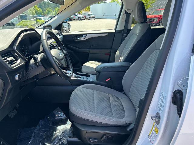 Certified 2021 Ford Escape SE w/ Cold Weather Package AWD/4WD image 5
