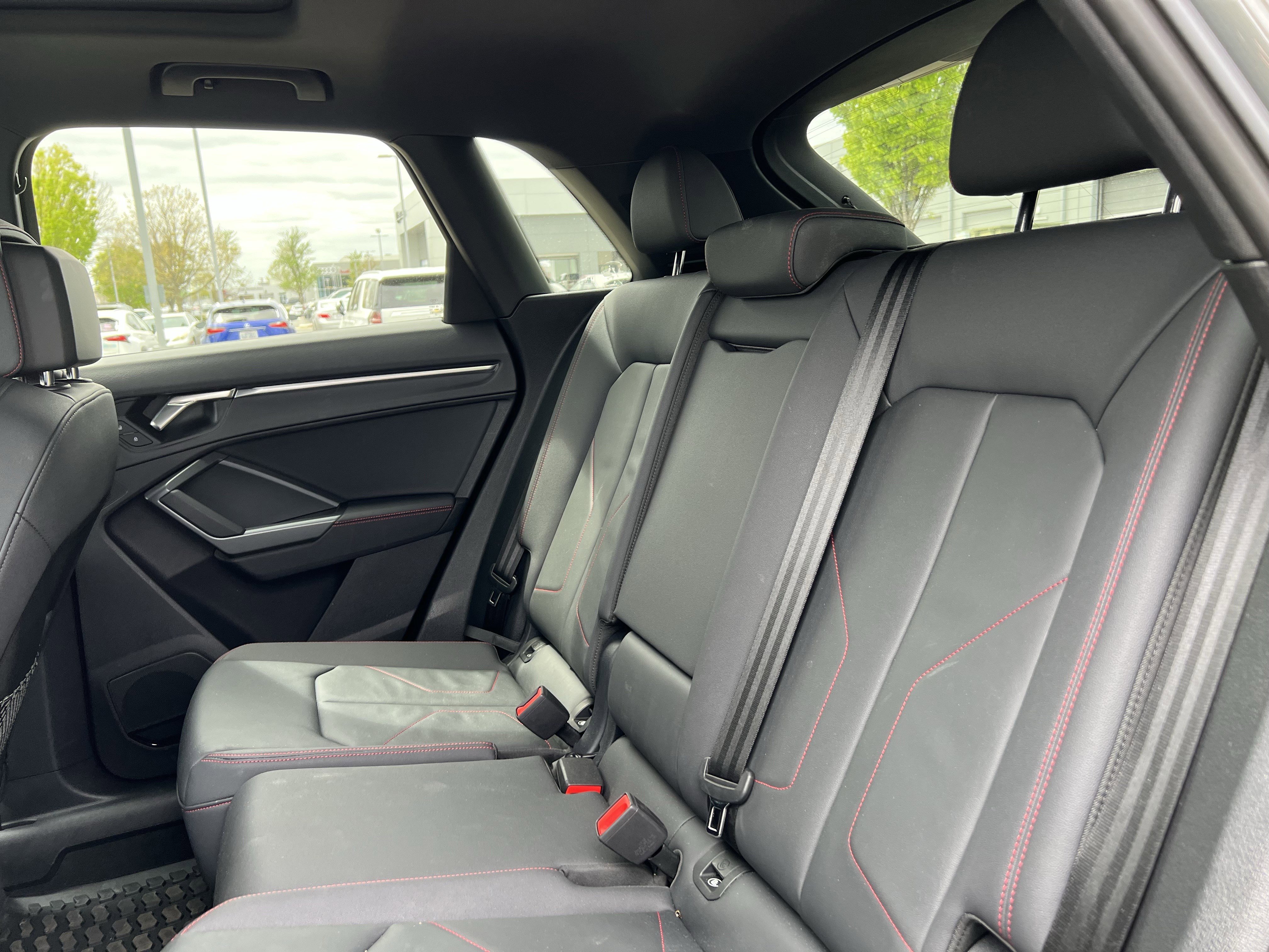 Used 2025 Audi Q3 2.0T Premium Plus w/ Premium Plus Package image 33