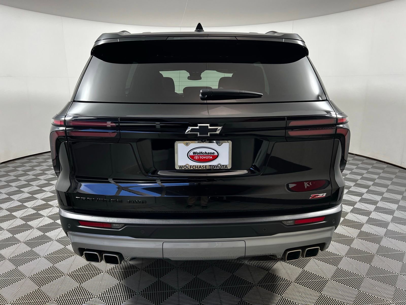 Used 2024 Chevrolet Traverse Z71 w/ LPO, Floor Liner Package image 5