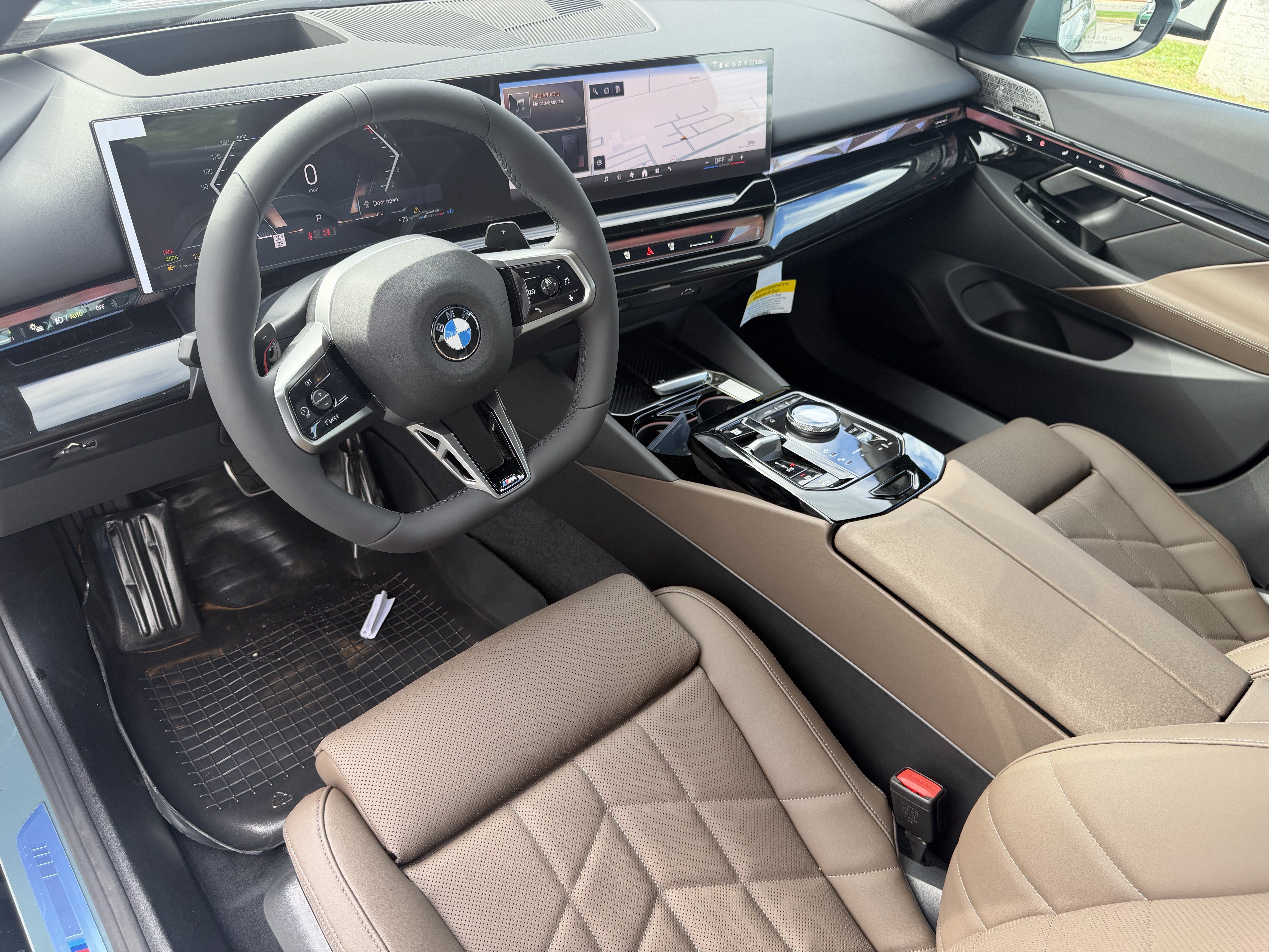 New 2027 BMW 530i xDrive w/ M Sport Package AWD/4WD image 9
