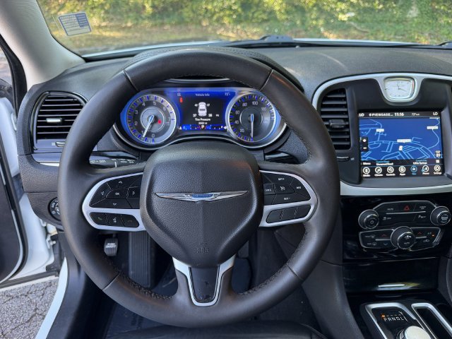 Used 2023 Chrysler 300 Touring L w/ Popular Equipment Group RWD image 14