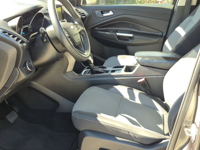 Used 2019 Ford Escape SE FWD image 15