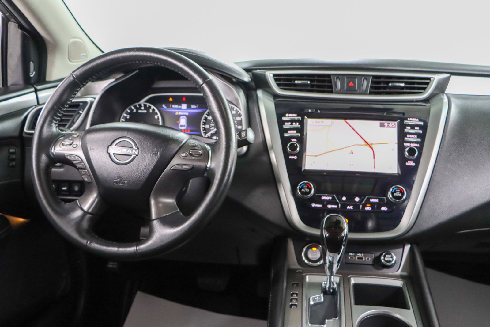 Used 2023 Nissan Murano SL w/ SL Moonroof Package image 17