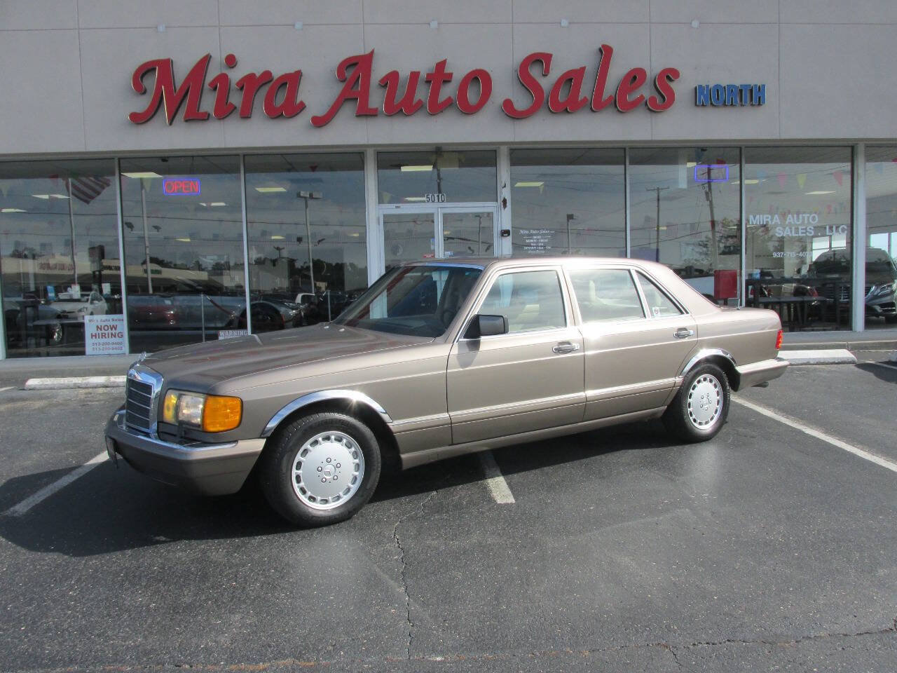 Used 1990 Mercedes-Benz 420 SEL image 1