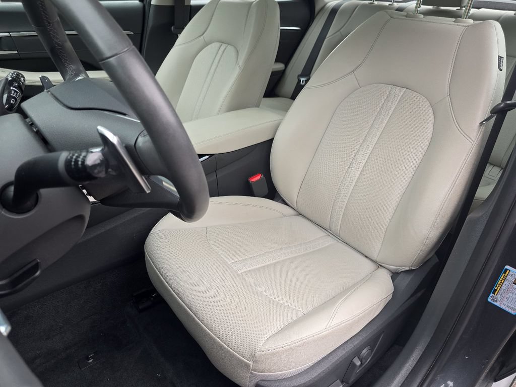 Used 2023 Hyundai Sonata Limited FWD image 24