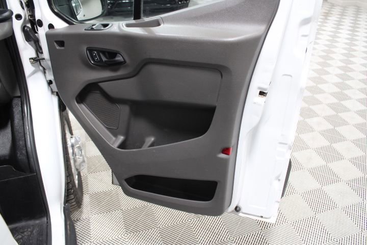 Used 2022 Ford Transit 350 XLT AWD/4WD image 18