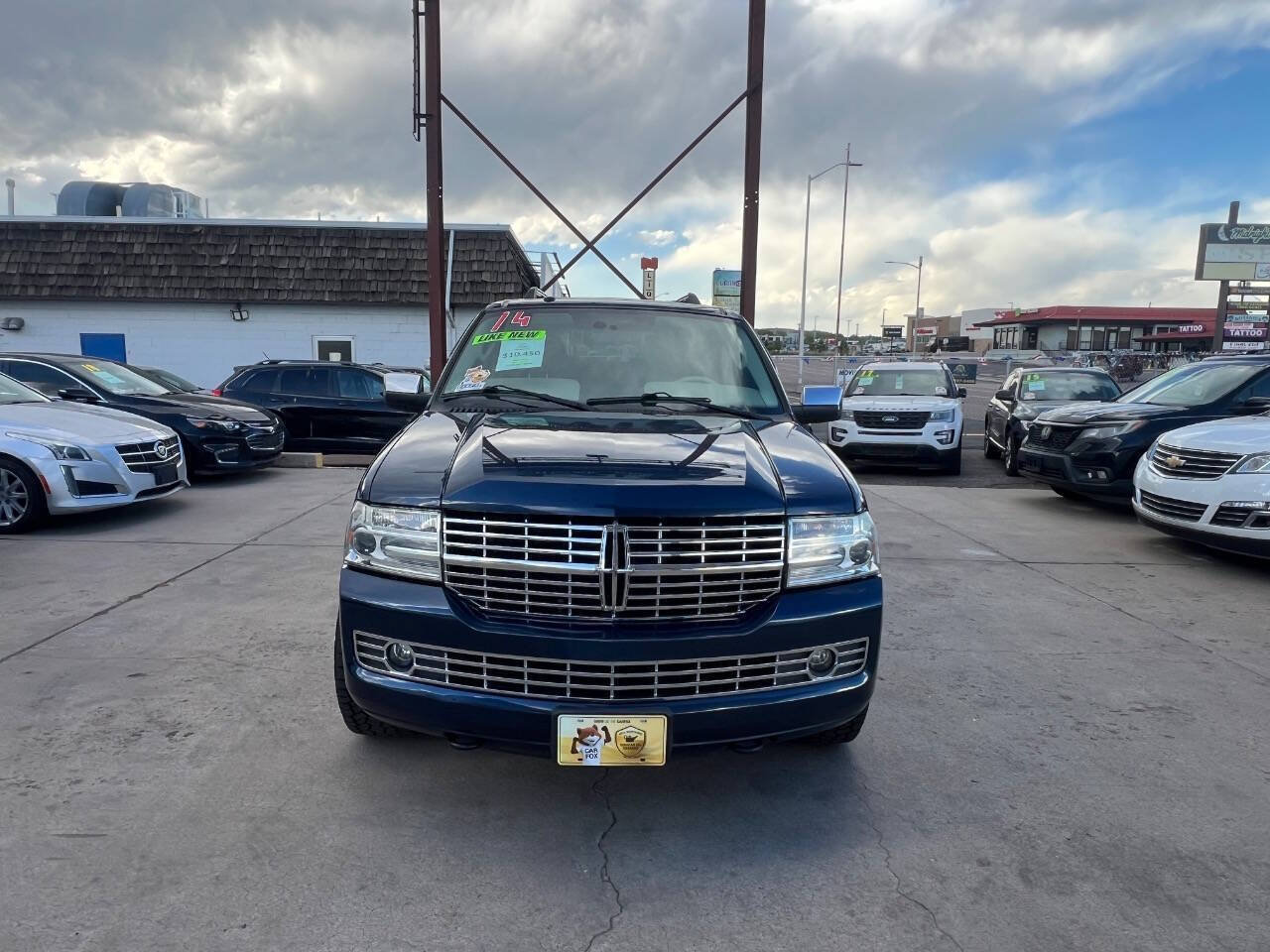 Used 2014 Lincoln Navigator L 4WD image 3