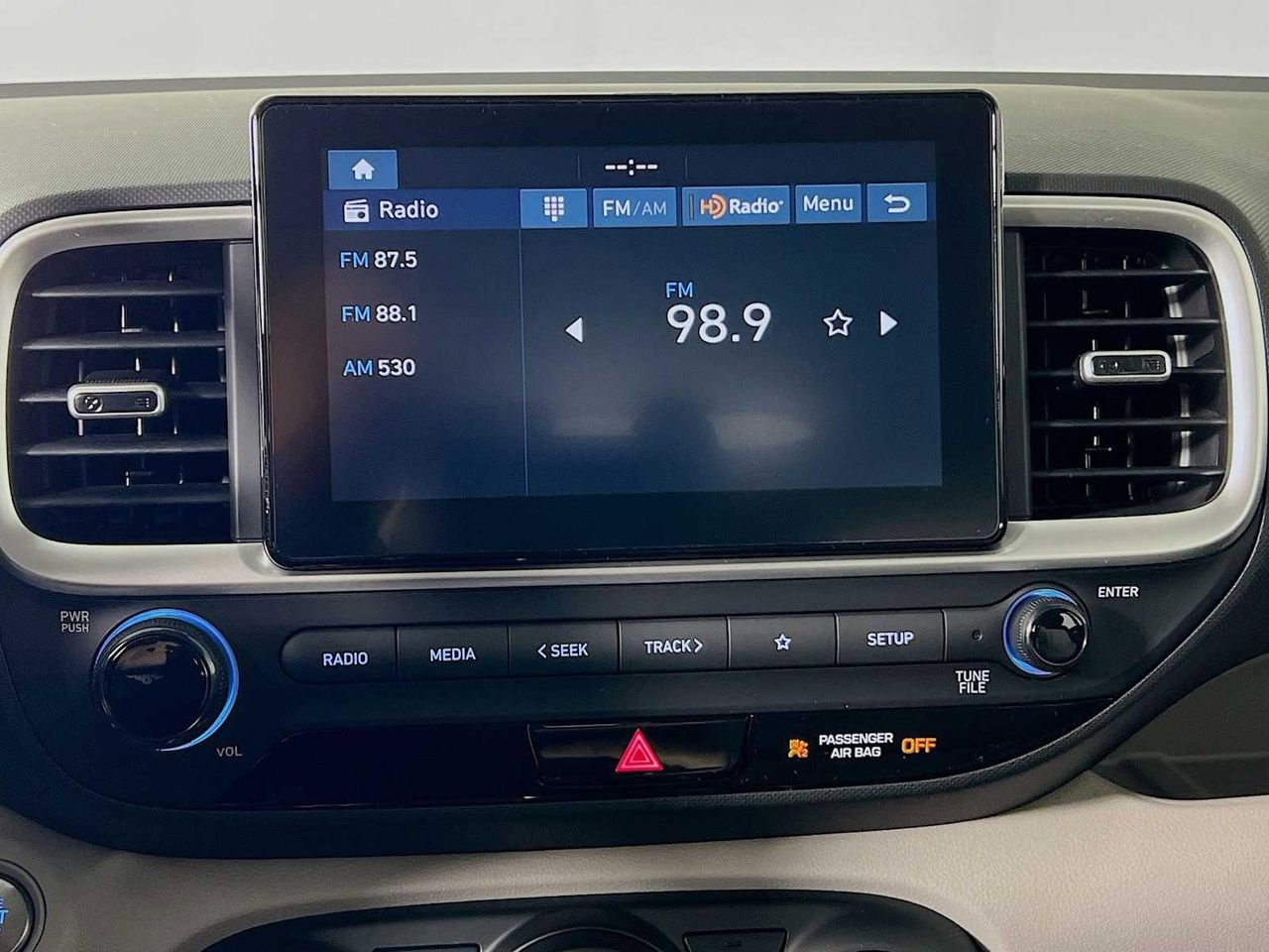 New 2026 Hyundai Venue SEL FWD image 9