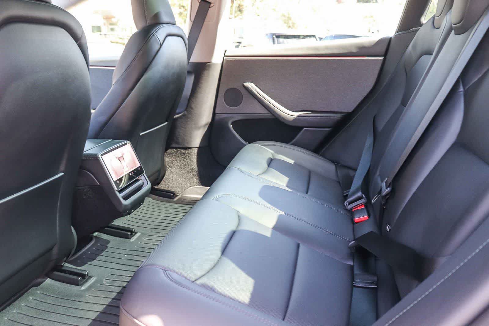 Used 2025 Tesla Model 3 Long Range RWD image 16
