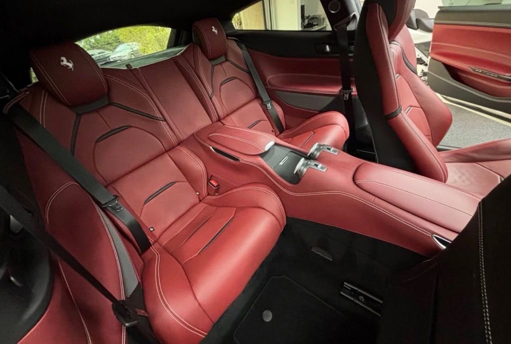 Used 2020 Ferrari GTC4Lusso T RWD image 3