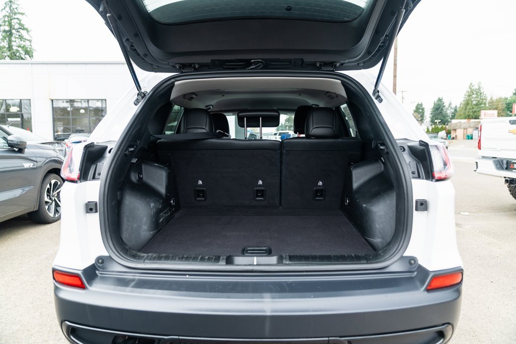 Used 2020 Jeep Cherokee Latitude w/ Quick Order Package 26F North image 7