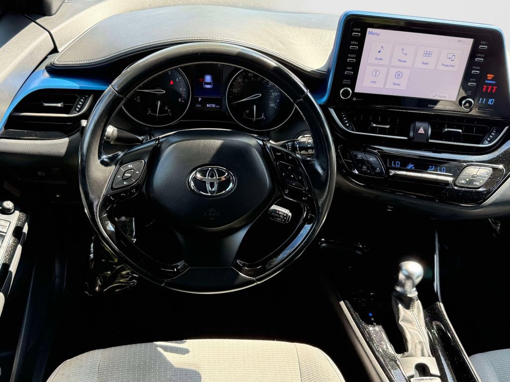 Used 2019 Toyota C-HR XLE FWD image 11