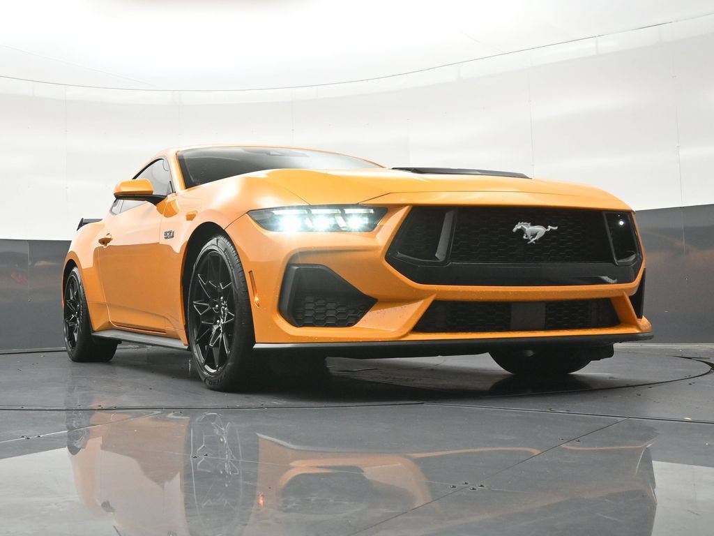 Used 2026 Ford Mustang GT Premium RWD image 27