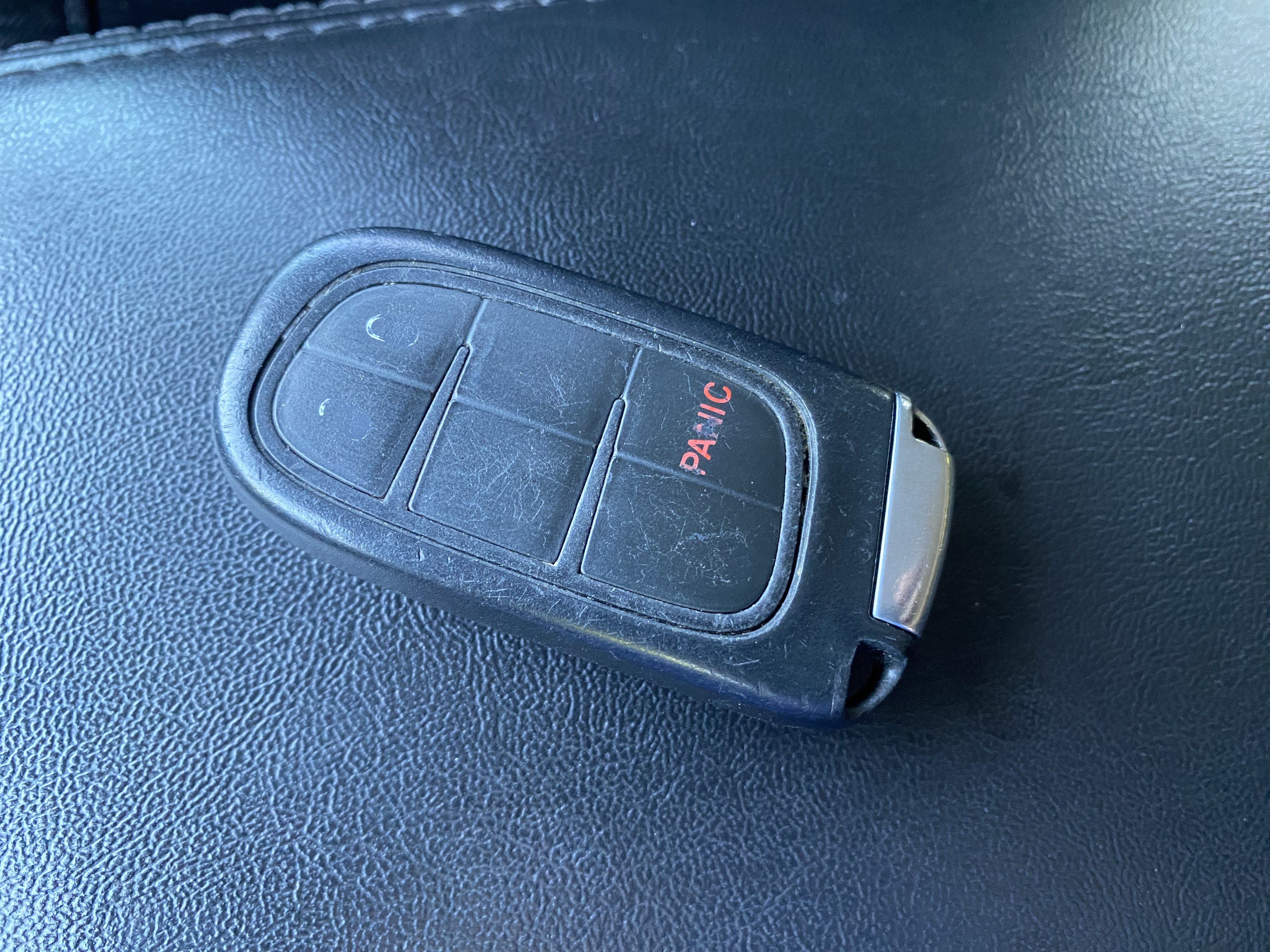 Used 2019 Jeep Cherokee Latitude Plus FWD image 37
