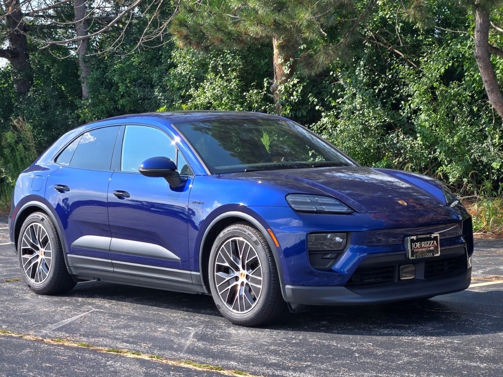 Used 2025 Porsche Macan Electric image 9
