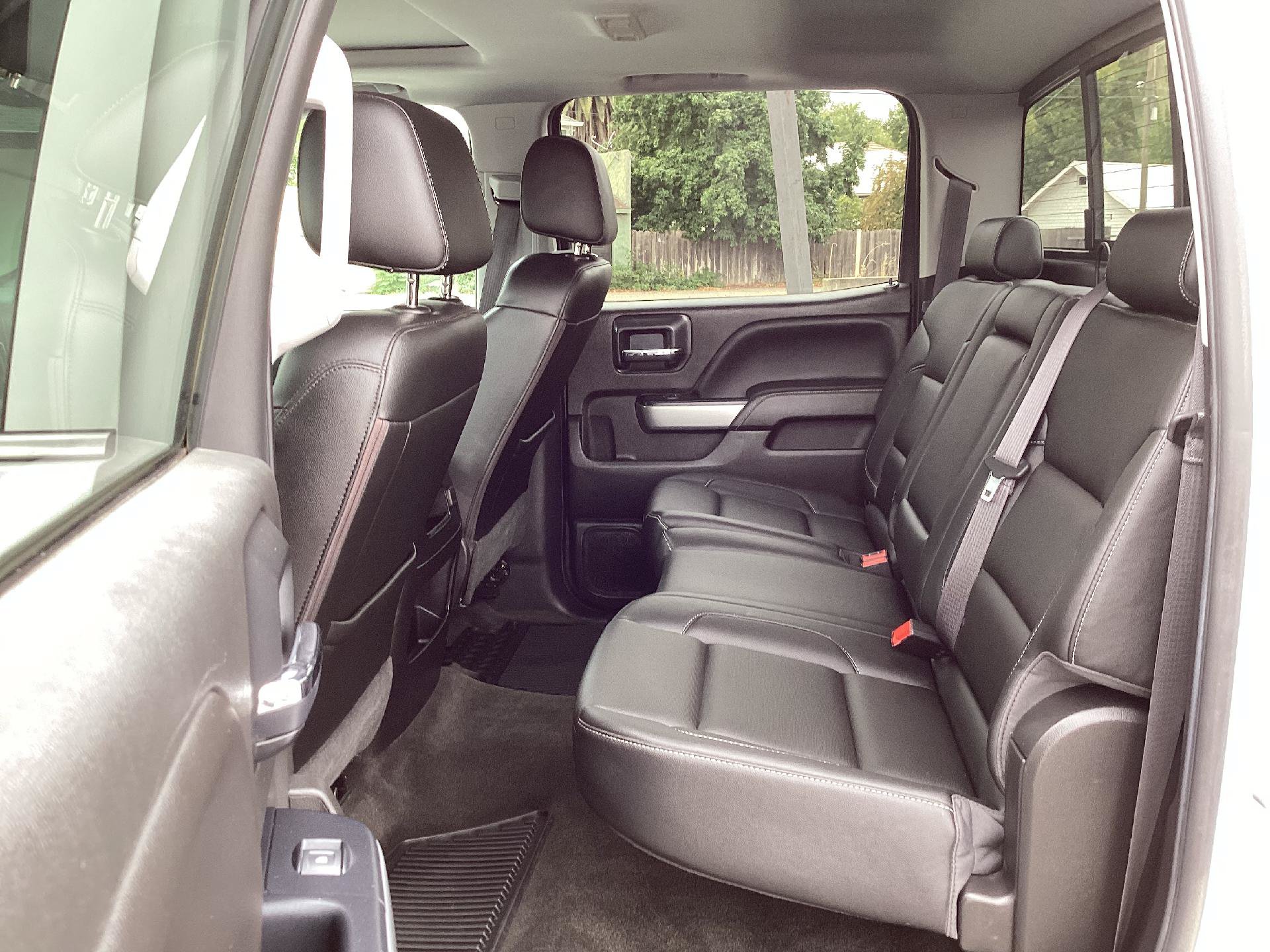 Used 2017 Chevrolet Silverado 1500 LTZ Z71 w/ LTZ Plus Package AWD/4WD image 12