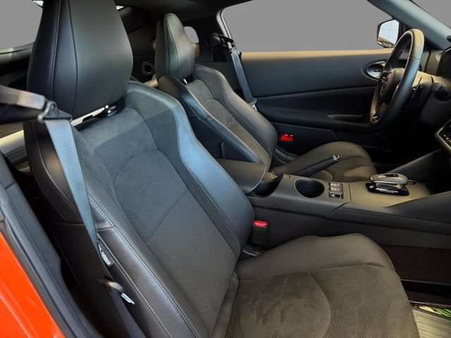 Certified 2024 Nissan Z Performance w/ Heritage Edition RWD image 9